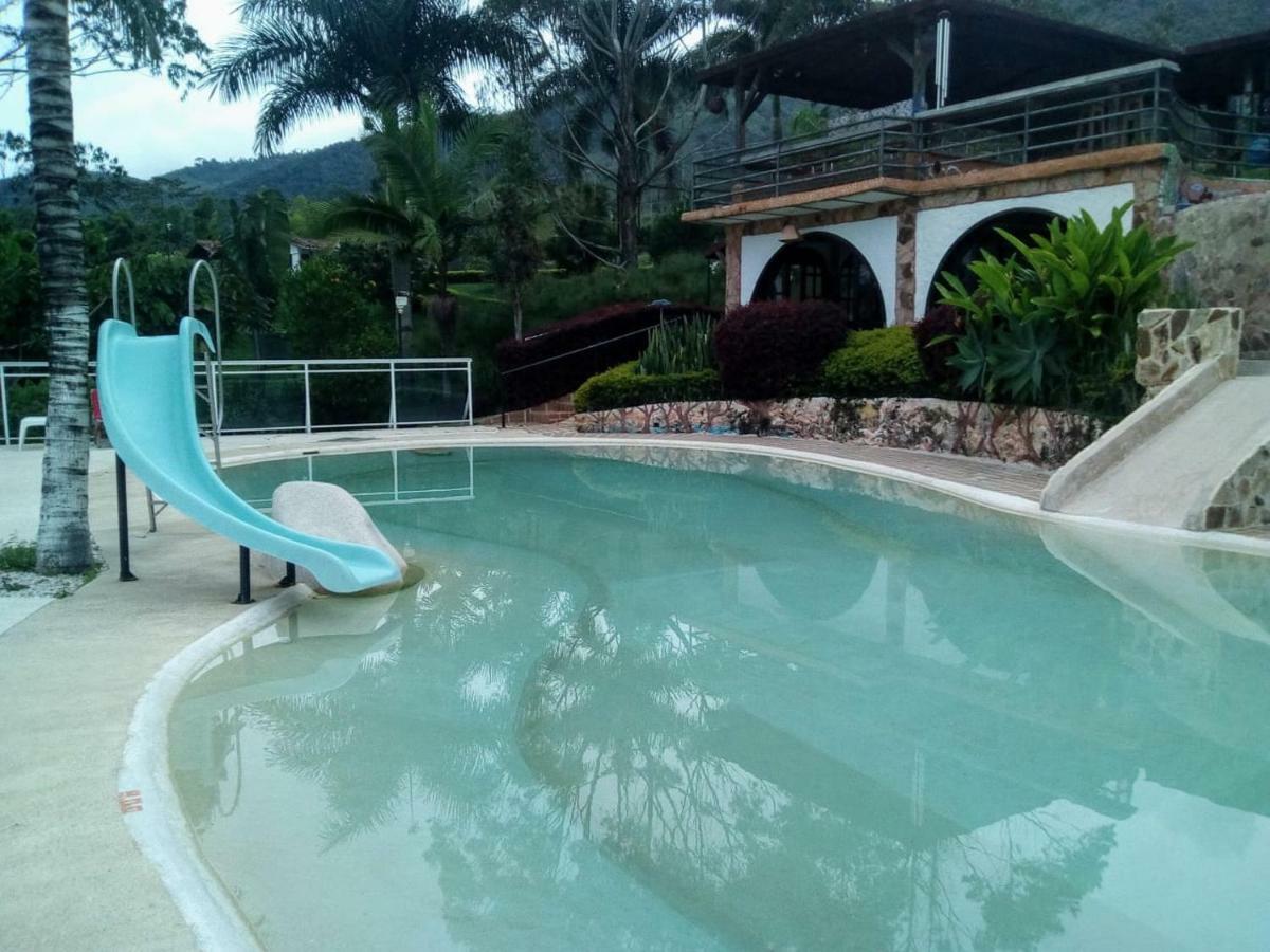 Hotel La Cuspide Calimita Exterior foto